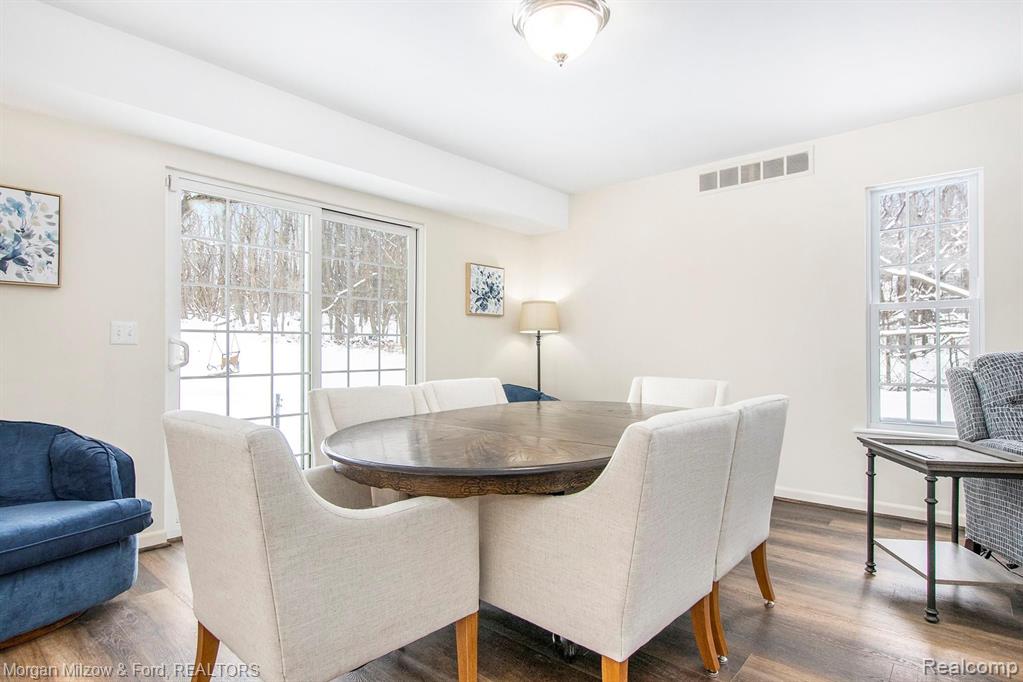 9380 Rattalee Lake Road Clarkston, MI 48348 - Photo 7 of 35