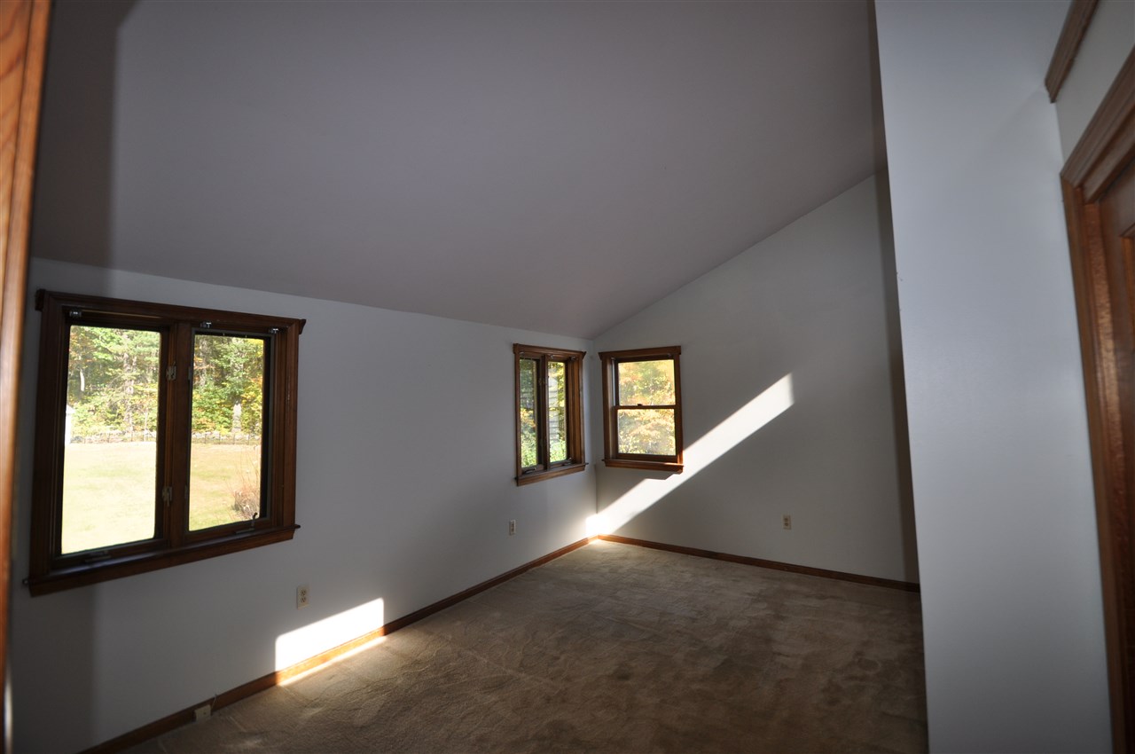 106 Old Milford Road Brookline, NH 03033 - Photo 24 of 37 Gallery Image 24