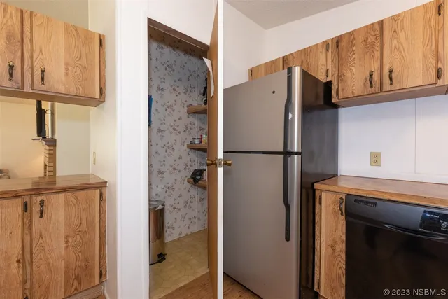 a view of deck with patio