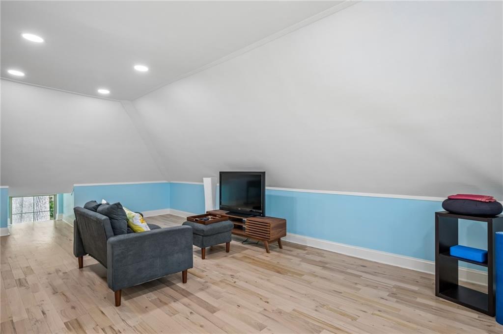 2211 Hill Park Court Decatur, GA 30033 - Photo 23 of 34