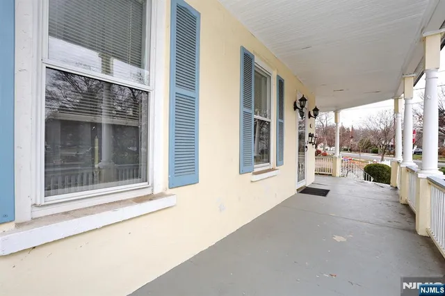 $799,999 | 116 7th Avenue, Westwood, NJ 07675