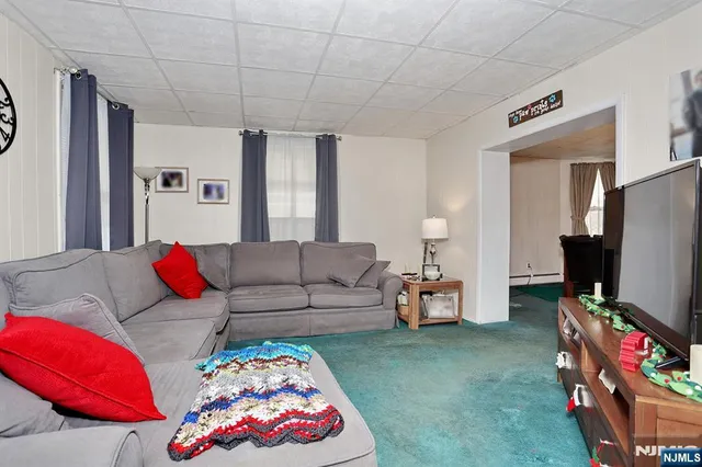 $799,999 | 116 7th Avenue, Westwood, NJ 07675