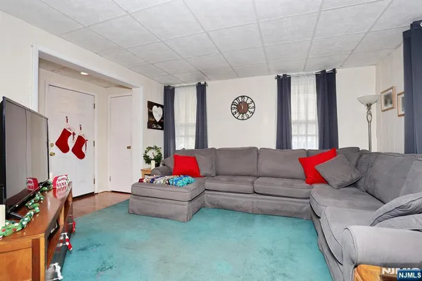 $799,999 | 116 7th Avenue, Westwood, NJ 07675