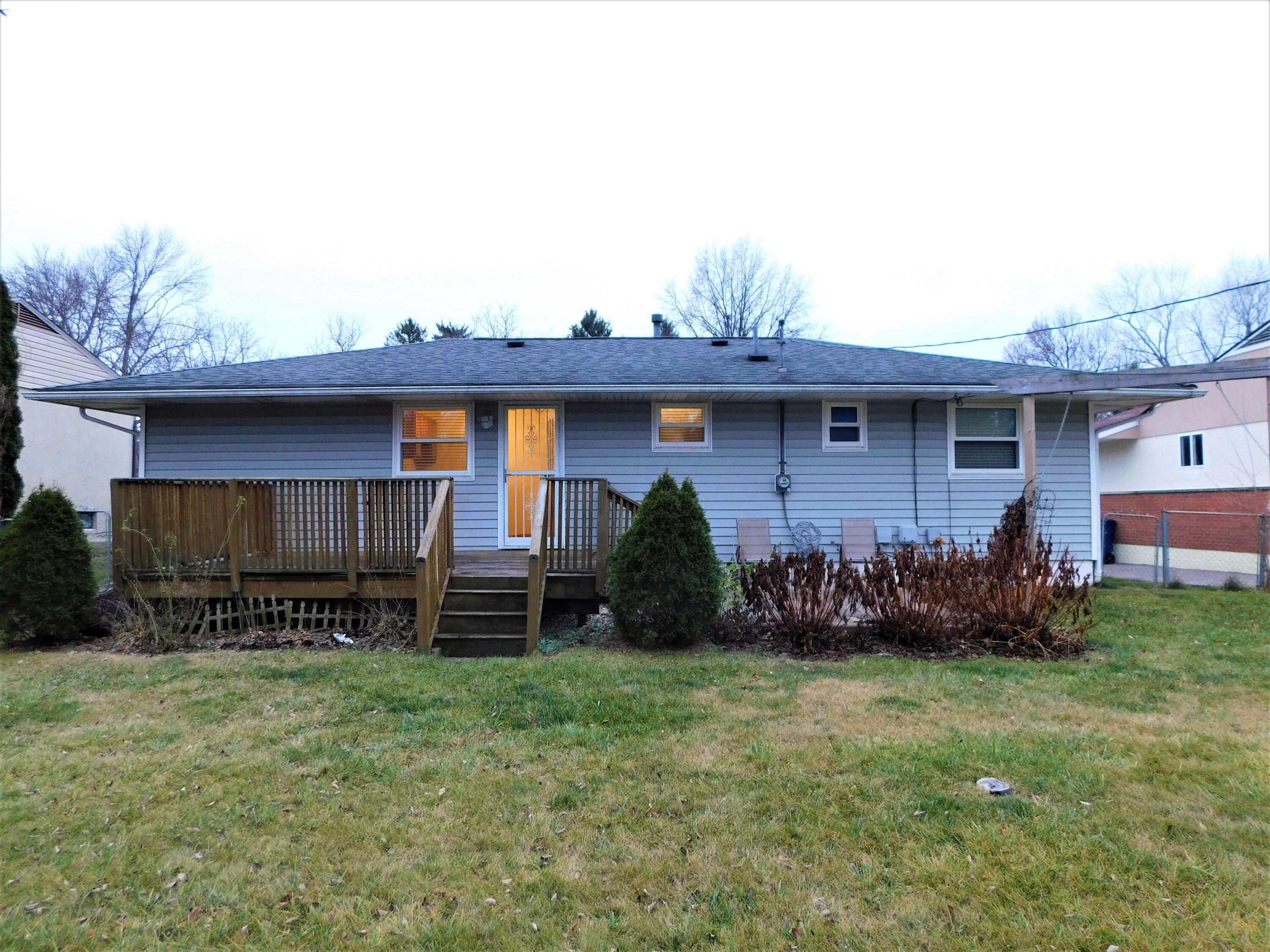 1474 Fullen Road Columbus, OH 43229 - Photo 21 of 31 Back