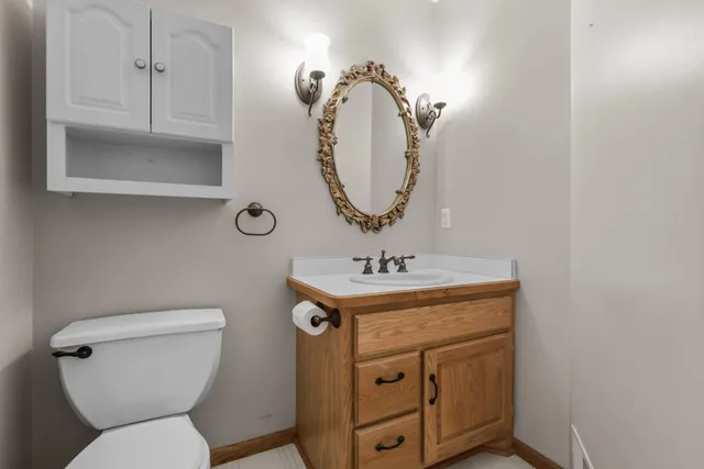 $415,000 | 6600 Founders Parkway, Brooklyn Park, MN 55445