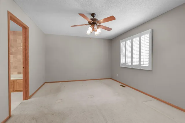 $415,000 | 6600 Founders Parkway, Brooklyn Park, MN 55445