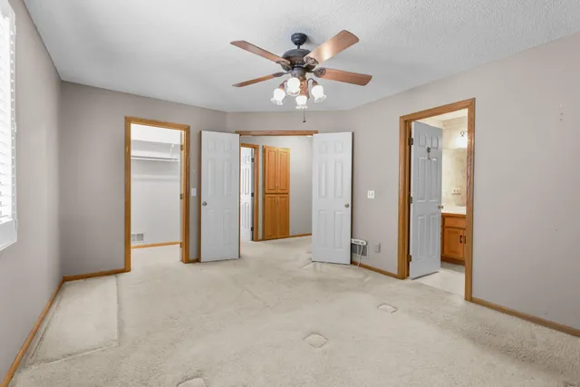 $415,000 | 6600 Founders Parkway, Brooklyn Park, MN 55445