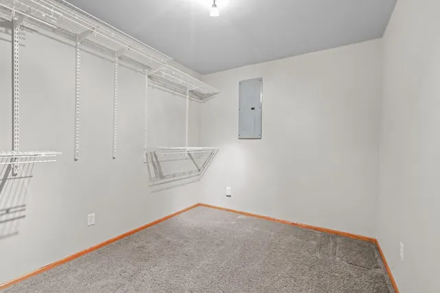 $415,000 | 6600 Founders Parkway, Brooklyn Park, MN 55445