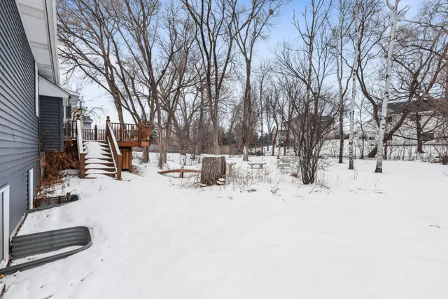 $415,000 | 6600 Founders Parkway, Brooklyn Park, MN 55445