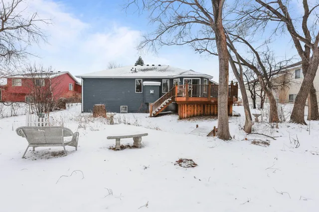 $415,000 | 6600 Founders Parkway, Brooklyn Park, MN 55445