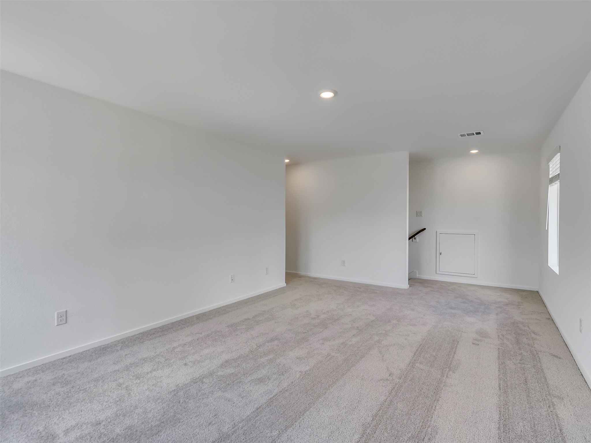 3041 Colusa Rdg Drive Katy, TX 77493 - Photo 14 of 26 a view of an empty room with a window