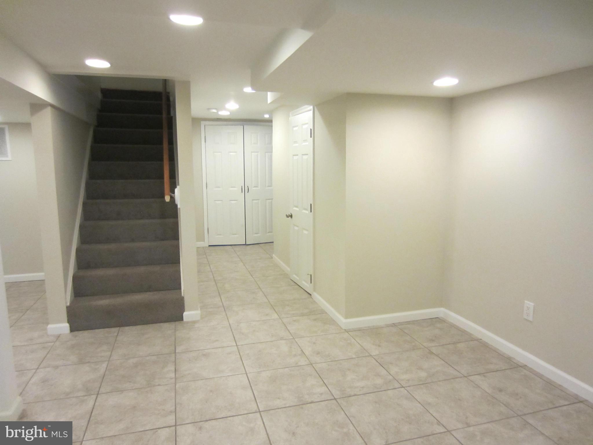 10307 Greentop Road Cockeysville, MD 21030 - Photo 14 of 21 Family Room