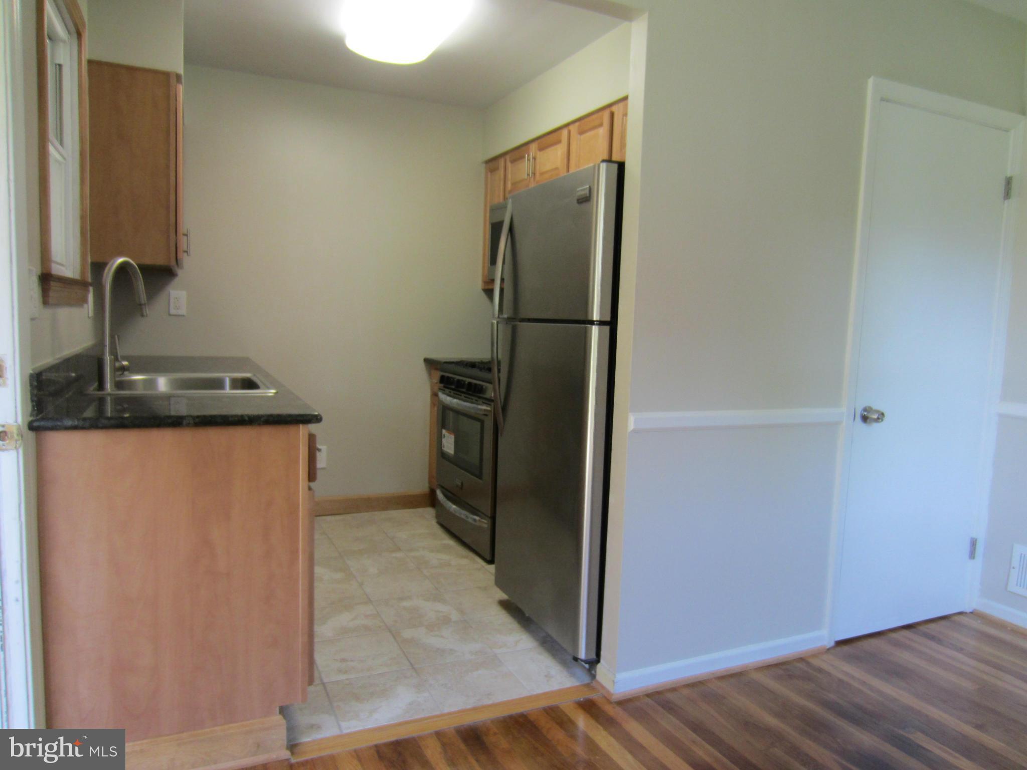 10307 Greentop Road Cockeysville, MD 21030 - Photo 5 of 21 Kitchen