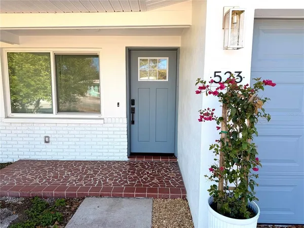 $2,600 | 523 Milwaukee Avenue, Dunedin, FL 34698