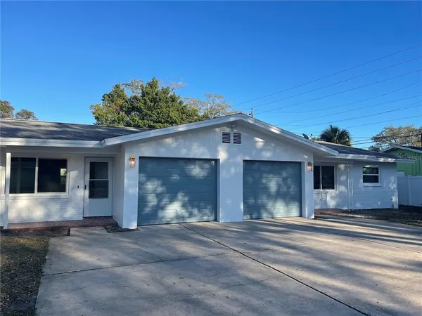 $2,600 | 523 Milwaukee Avenue, Dunedin, FL 34698