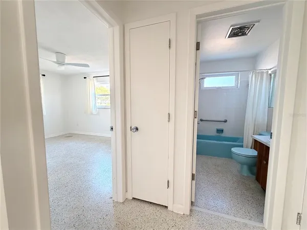 $2,600 | 523 Milwaukee Avenue, Dunedin, FL 34698