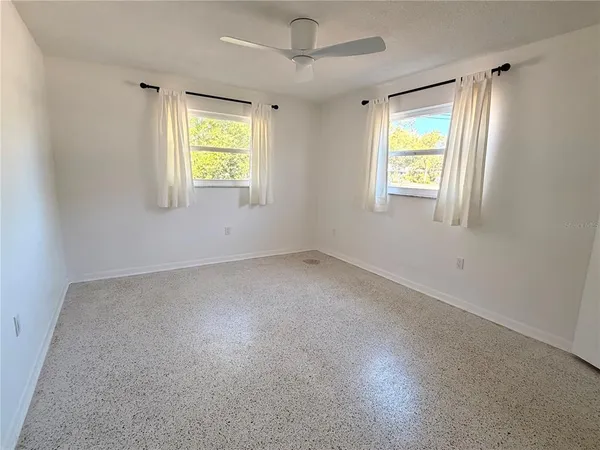 $2,600 | 523 Milwaukee Avenue, Dunedin, FL 34698