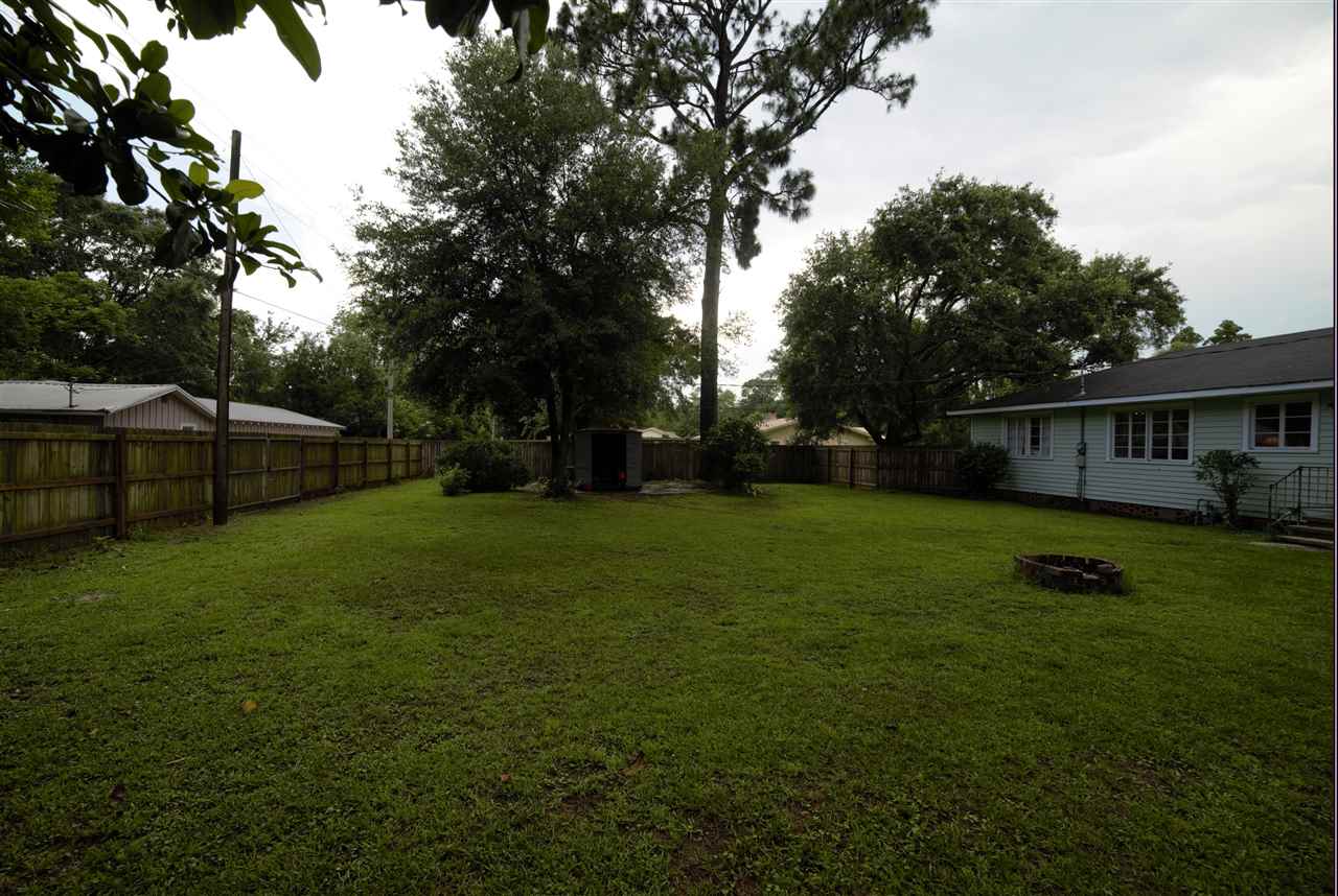 315 West Marigold Avenue Foley, AL 36535 - Photo 4 of 28 Backyard