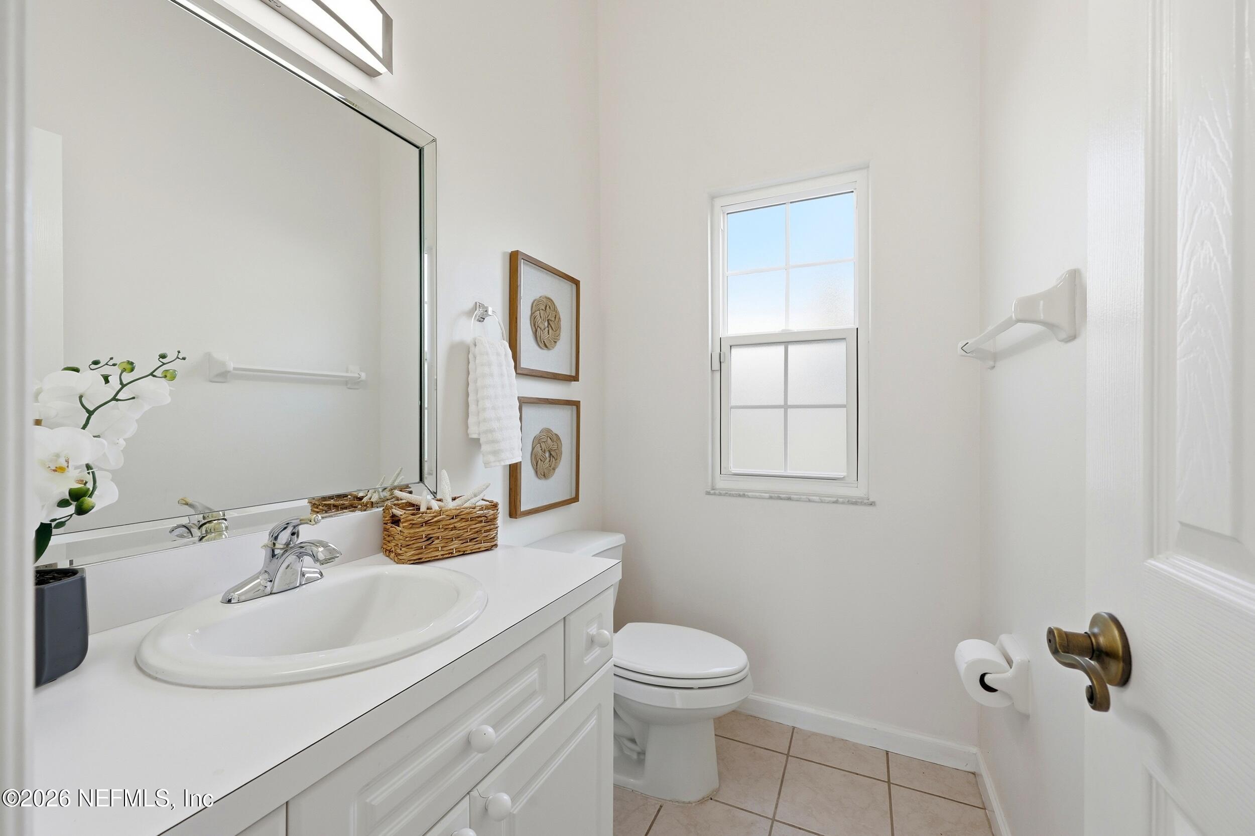 144 Cedar Ridge Circle St. Augustine, FL 32080 - Photo 21 of 48 1ST FLOOR POWDER ROOM