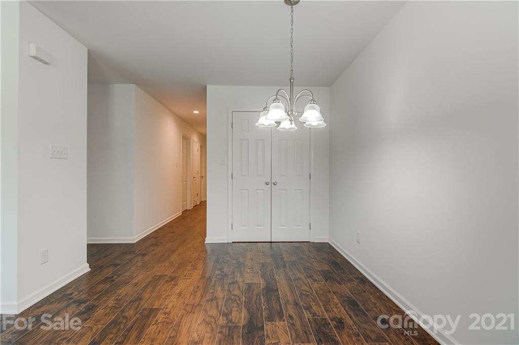 3205 Oakdale Road Charlotte, NC 28216 - Photo 14 of 25 Gallery Image 14