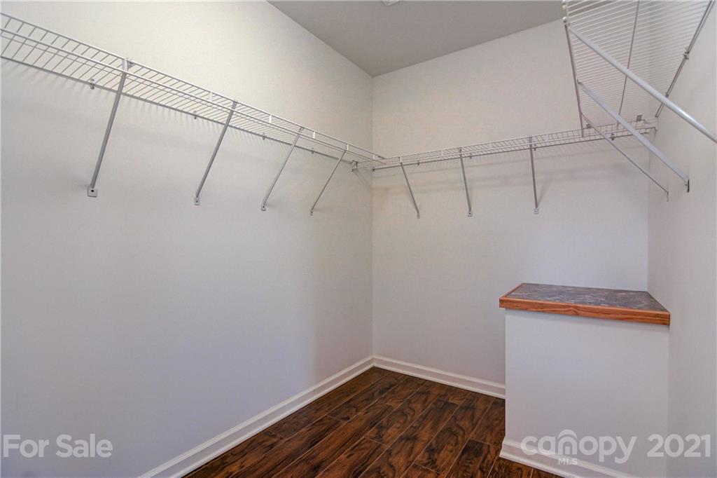 3205 Oakdale Road Charlotte, NC 28216 - Photo 21 of 25 Gallery Image 21