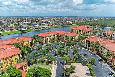 a view of outdoor space yard and patio