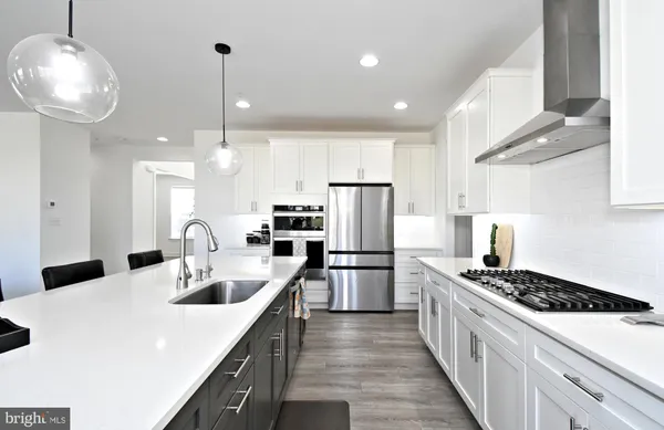 $1,175,000 | 206 Grove Valley, Chalfont, PA 18914