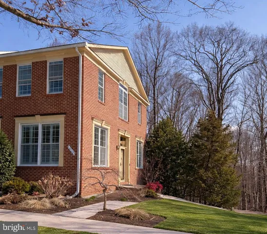 $799,000 | 6127 Donival Square, Alexandria, VA 22315