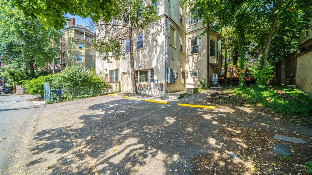 21 Regent Circle, Unit 3 Brookline, MA 02445 - Photo 22 of 22