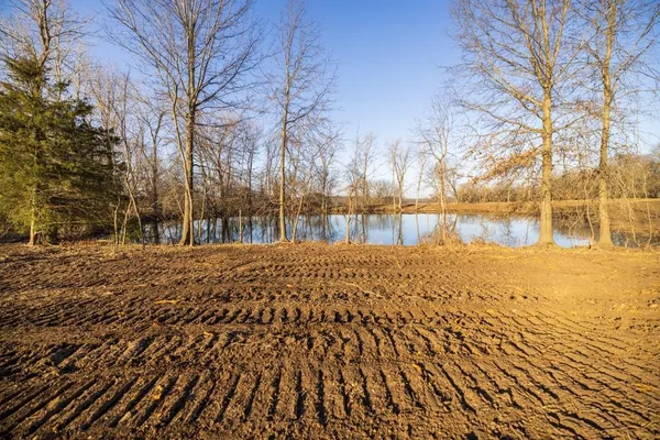 $370,000 | 1234 East 335th Street, Archie, MO 64725