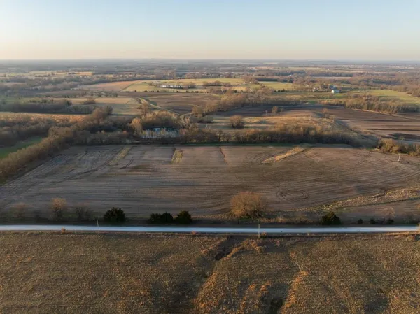 $370,000 | 1234 East 335th Street, Archie, MO 64725