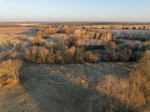 $370,000 | 1234 East 335th Street, Archie, MO 64725