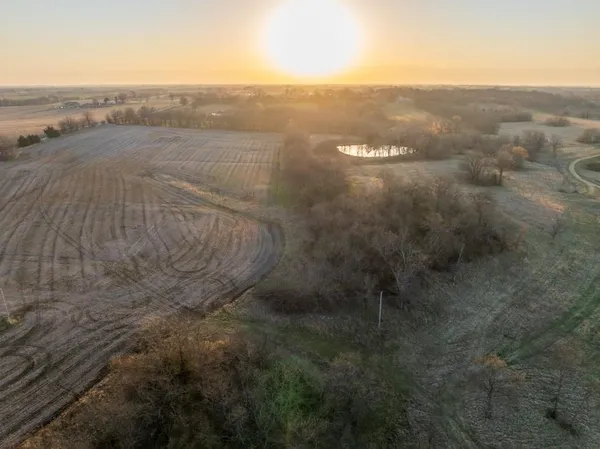 $370,000 | 1234 East 335th Street, Archie, MO 64725