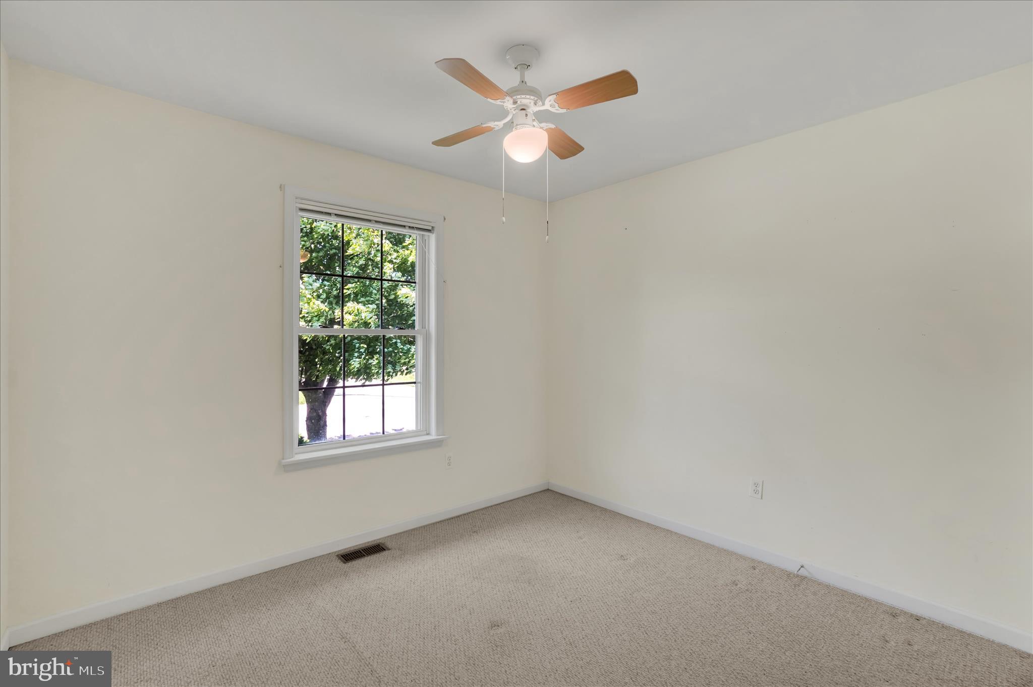3043 Wertz Road Manchester, MD 21102 - Photo 13 of 29 Second Bedroom