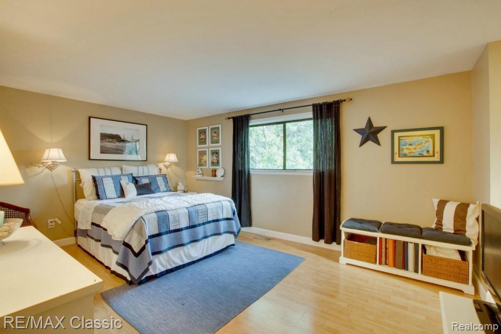 42439 Saltz Road Canton, MI 48187 - Photo 15 of 19 Master Bedroom