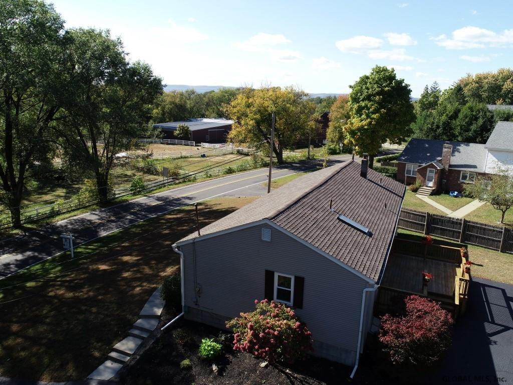 439 Krumkill Road Bethlehem, NY 12203 - Photo 5 of 33 Photo 3