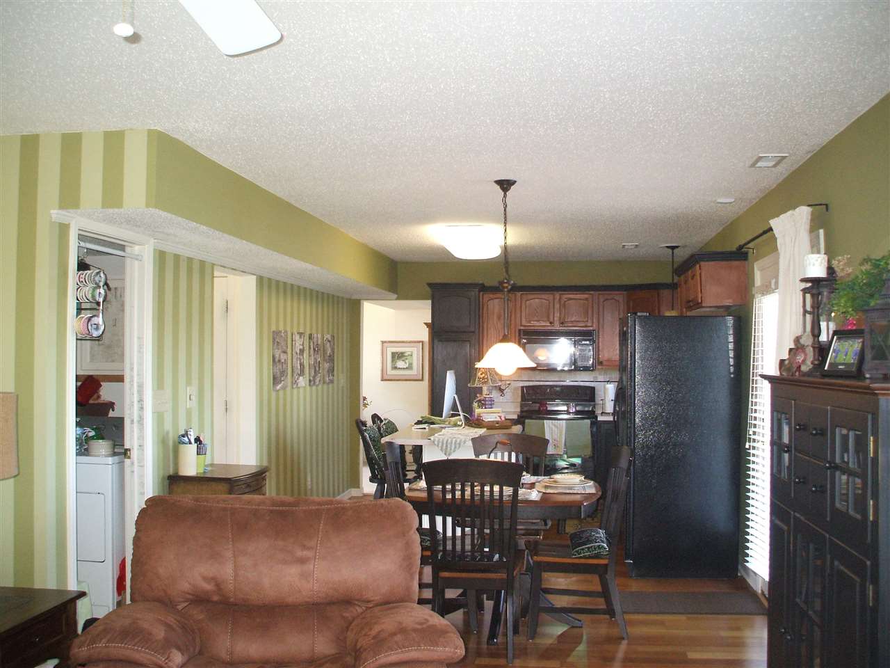 725 Springwater Road Kokomo, IN 46902 - Photo 19 of 35