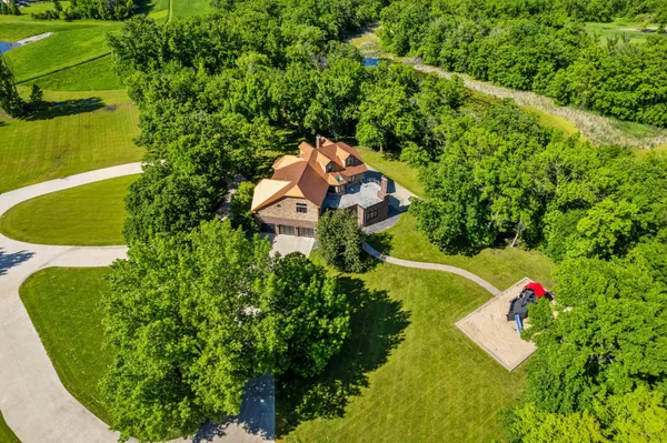 $1,695,000 | 700 62nd Avenue North, Moorhead, MN 56560