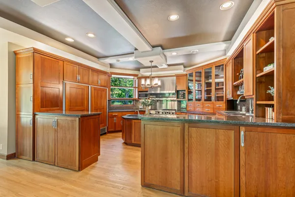 $1,695,000 | 700 62nd Avenue North, Moorhead, MN 56560