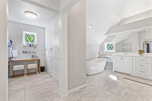$1,695,000 | 700 62nd Avenue North, Moorhead, MN 56560