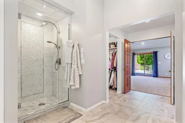 $1,695,000 | 700 62nd Avenue North, Moorhead, MN 56560