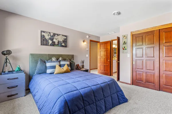 $1,695,000 | 700 62nd Avenue North, Moorhead, MN 56560