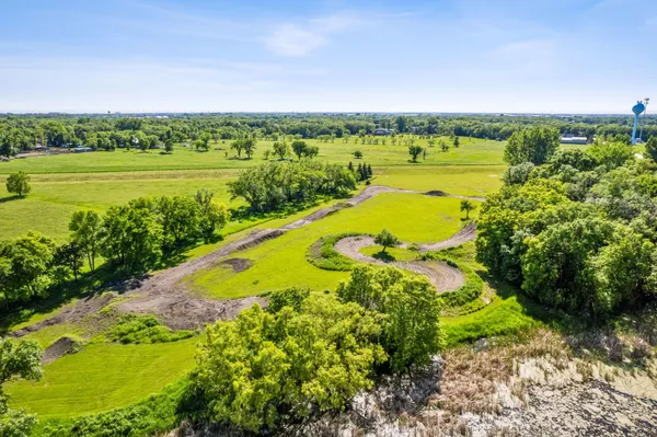 $1,695,000 | 700 62nd Avenue North, Moorhead, MN 56560