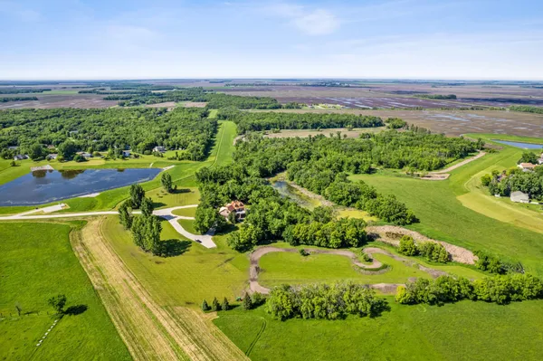 $1,695,000 | 700 62nd Avenue North, Moorhead, MN 56560