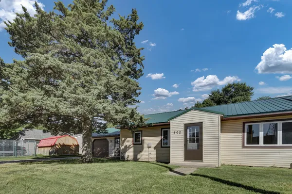 $145,000 | 302 Squire Avenue, Raymond, MN 56282