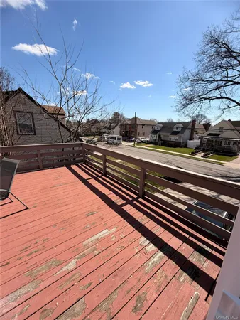 $2,300 | 133 Elm Street, Unit 2, Valley Stream, NY 11580