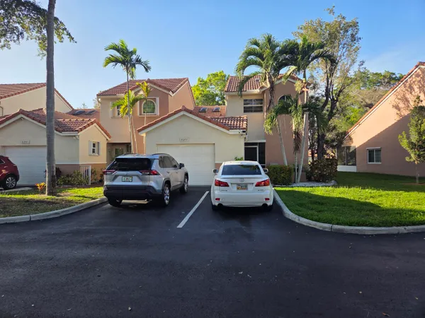 $430,000 | 8279 Northwest 70th Street, Unit 8279, Tamarac, FL 33321