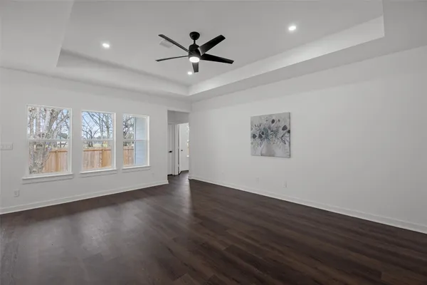 $300,000 | 7430 Avenue East, Beasley, TX 77417