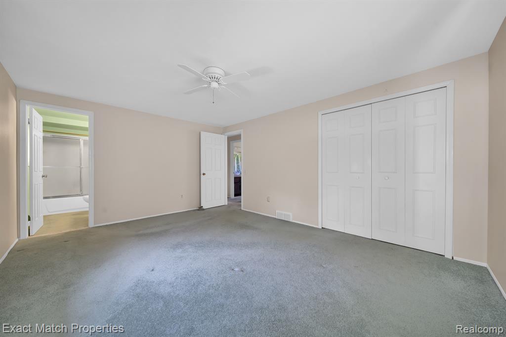 484 Rowe Road Milford, MI 48380 - Photo 26 of 49