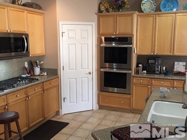 4621 West Hidden Valley Drive Reno, NV 89502 - Photo 6 of 24 Photo 6